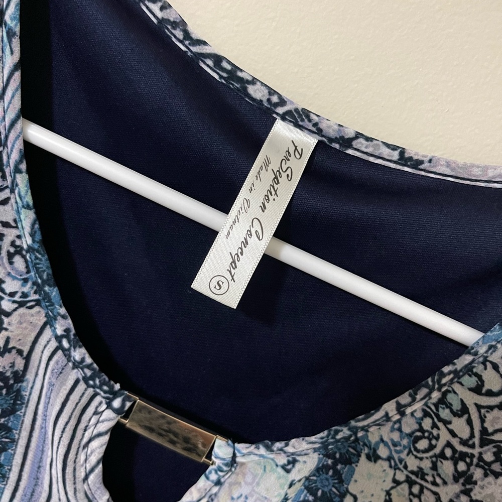 Blue blouse - Picture 3 of 3